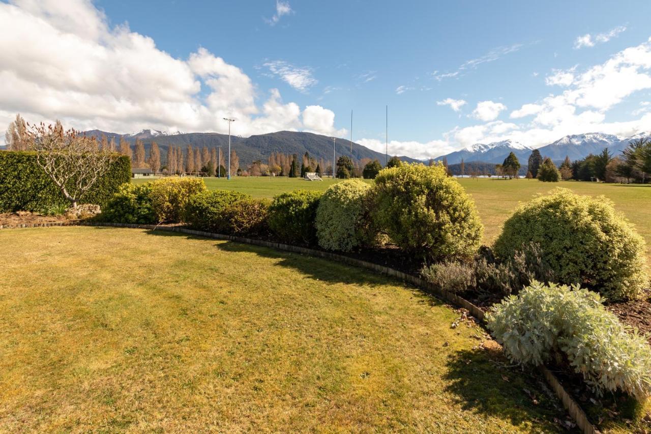 Kepler Retreat - Te Anau Holiday Home Екстериор снимка